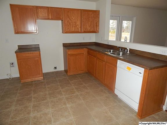 4th image of 100 Blackwell Ct