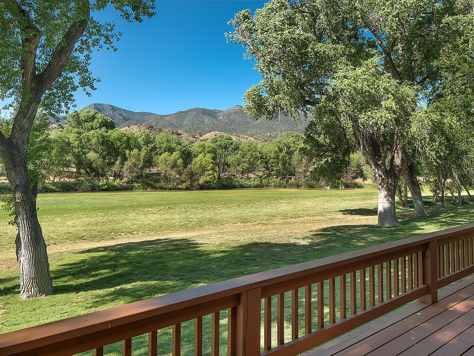 Blissful Life in Camp Verde