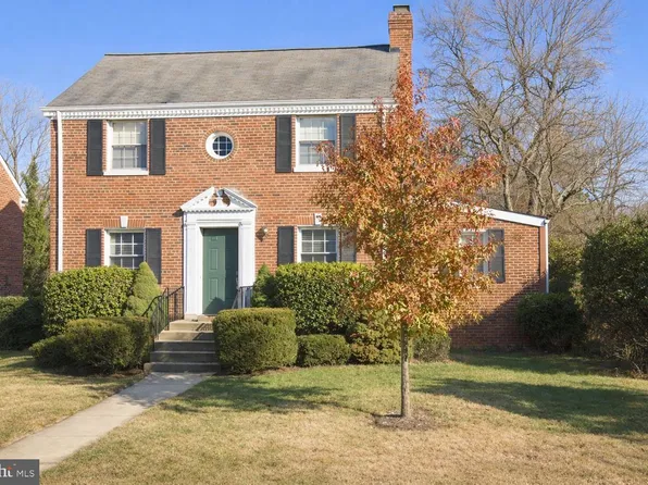 10015 Reddick Dr, Silver Spring, MD 20901