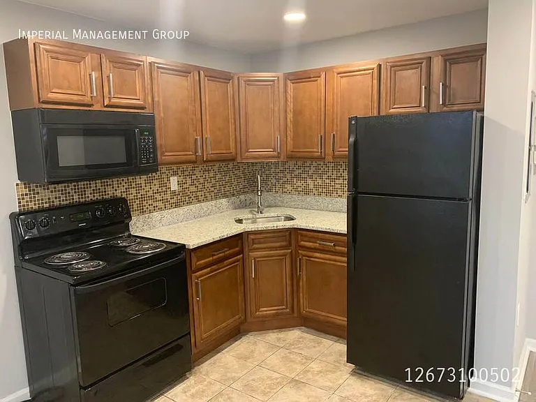 6001 N 17th St #207 — Photo 11