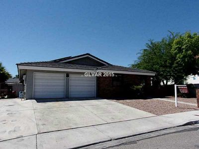 2911 Schaffer Cir, Las Vegas, NV, 89121