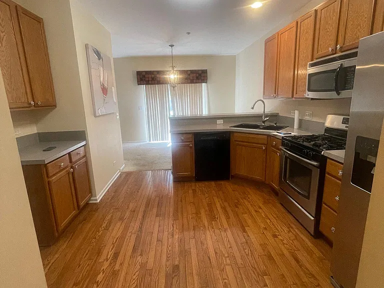 6034 Canterbury Ln #6034 — Photo 13