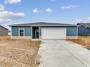 2630 S Greenleaf St, Wichita, KS 67210