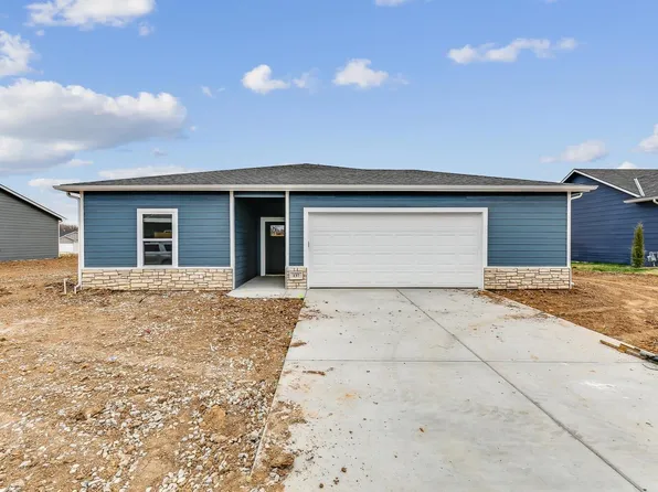 5267 N Cambridge St, Wichita, KS 67226