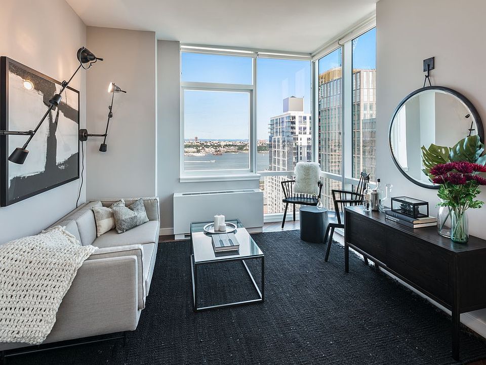 1st image of 507 W 28th St APT 22C