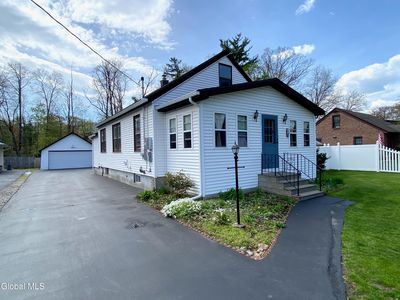 38 Van Heusen Street, Albany, NY, 12205