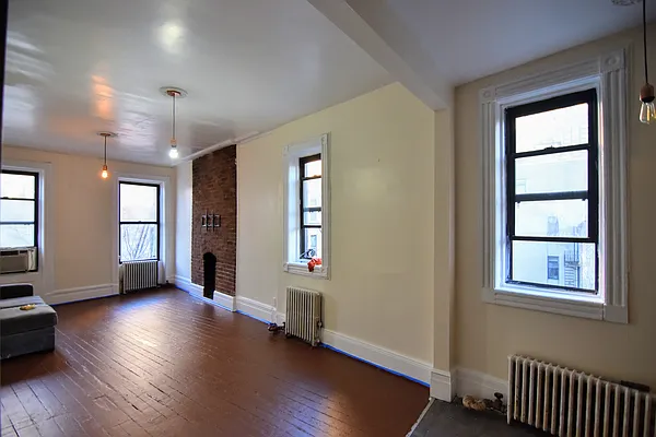 Rented by Douglas Elliman | media 7