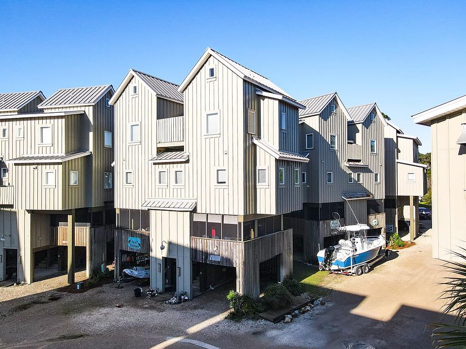 377 Pirates Landing Dr, Carrabelle, FL 32322 MLS 317032 Zillow