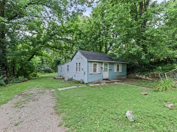 3112 Trumbull Ave, Alton, IL 62002