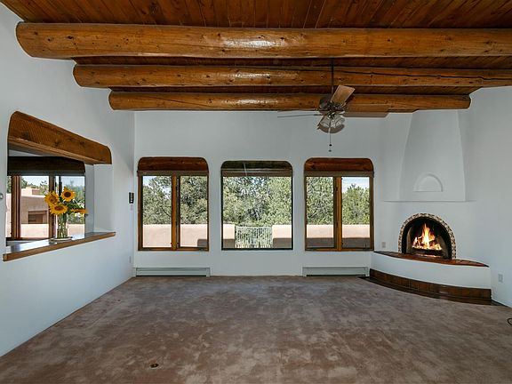 4th image of 1834 Sun Mountain Dr