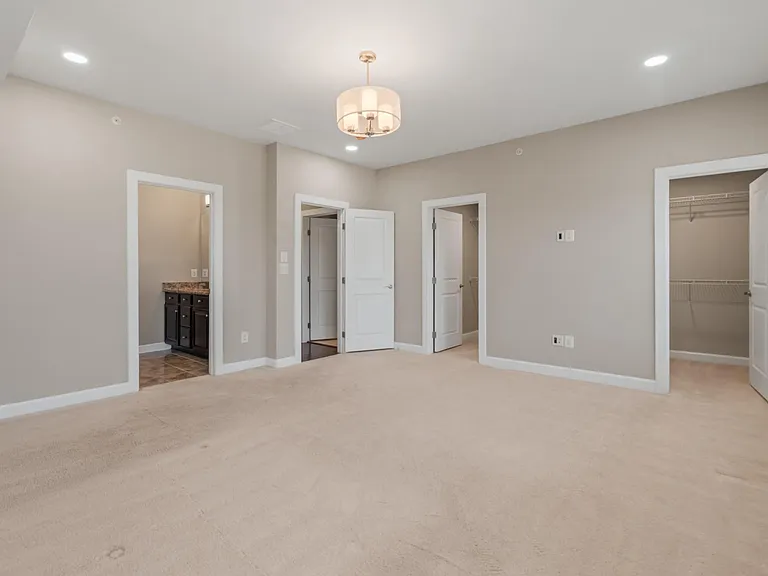 22428 Philanthropic Dr — Photo 4