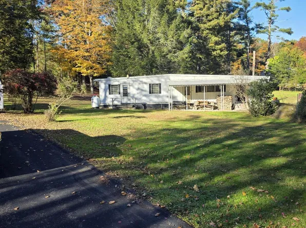 111 Garris Pl, East Stroudsburg, PA 18302
