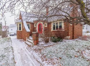 412 W Pleasant St, Portage, WI 53901