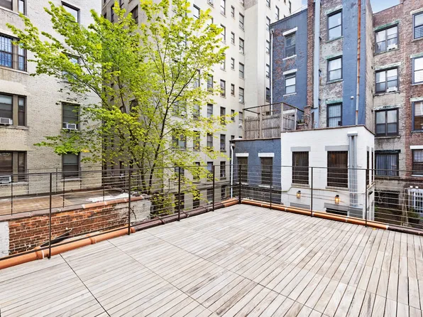 454 West 141st Street image 9 of 15