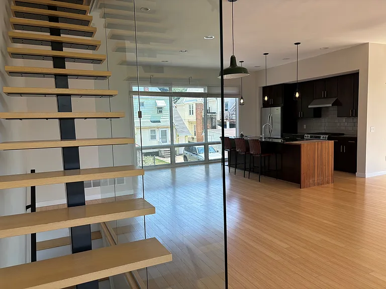 1901 E 119th St #20B — Photo 6