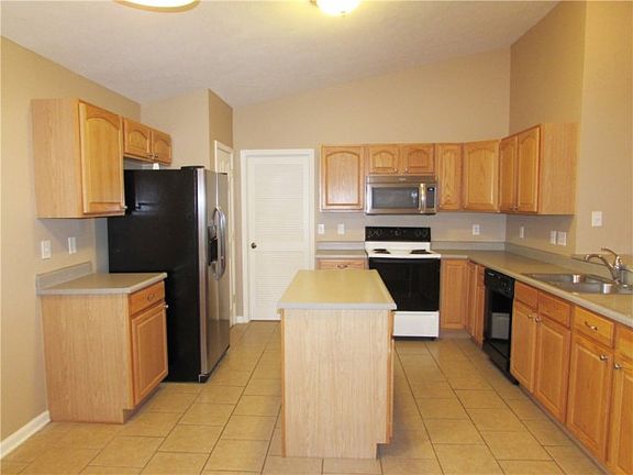 5th image of 5243 Shamus Dr
