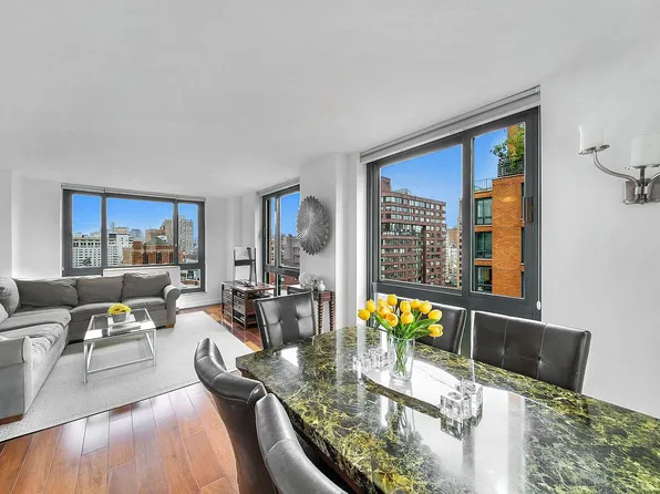 1 Irving Pl APT V20f, New York, NY 10003