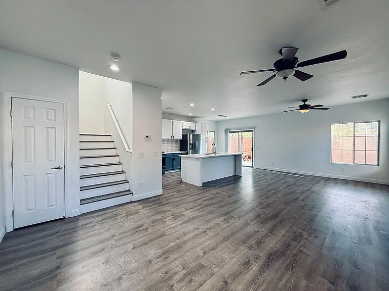 9621 Sharp Horn Ct — Photo 5