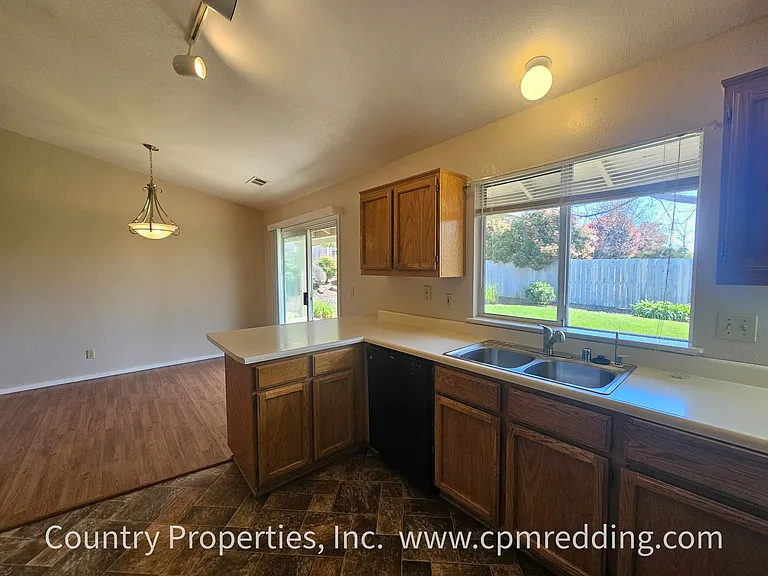 2907 Snow Fire Ct — Photo 15