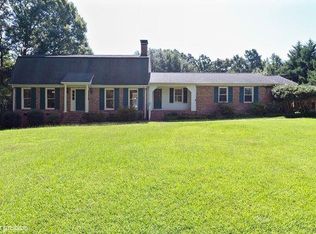 116 Acres Rd N, Greenwood, SC 29649