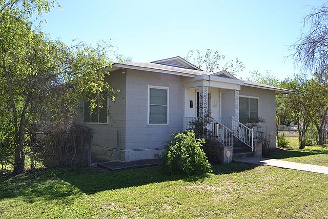 1st image of 602 E Edwards St