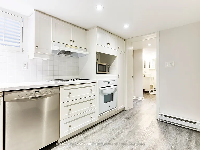 207 Bayview Heights Dr #LOWER — Photo 5