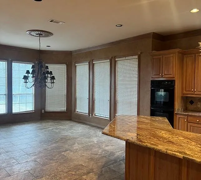 5739 FM 1461 — Photo 21