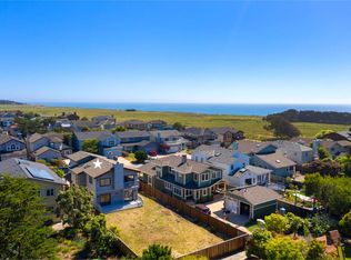 225 Valdez Ave, Half Moon Bay, CA 94019