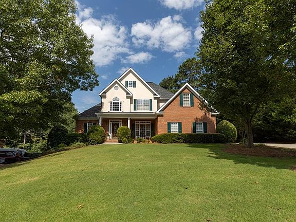 2nd image of 5785 Wembley Dr
