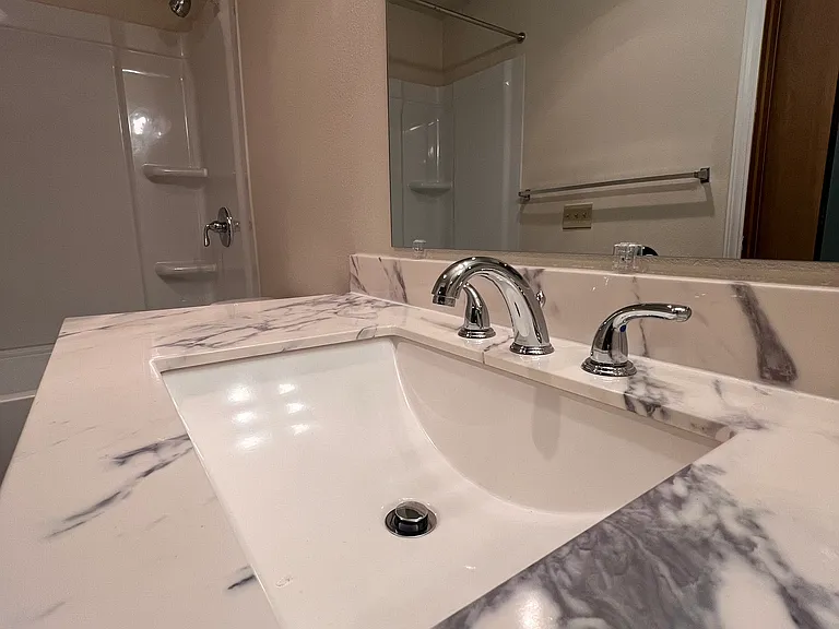 Northbrook Place Apartments — Photo 14