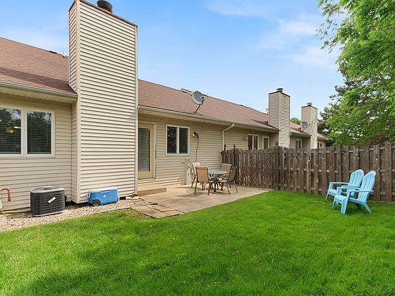 3rd image of 325 Vista Ct Unit H