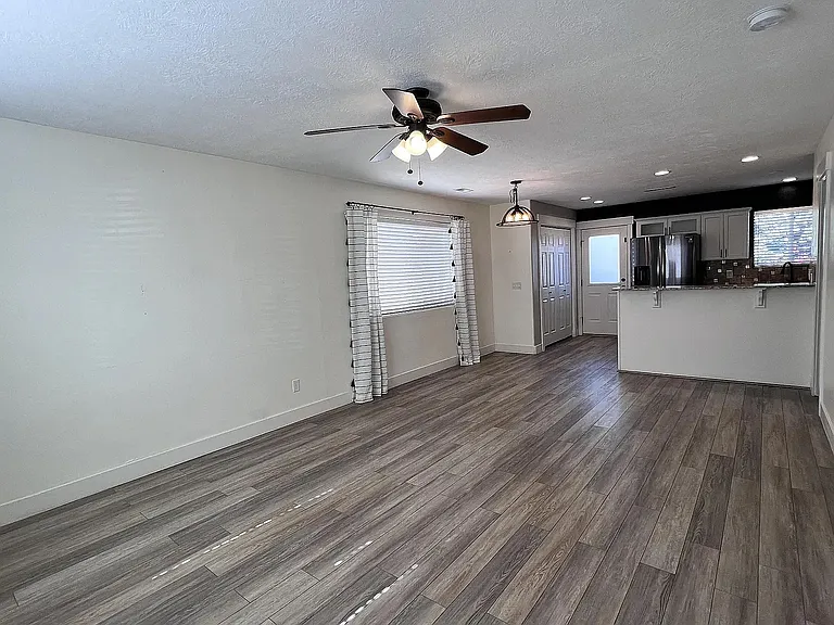 1108 N 1300 W — Photo 19
