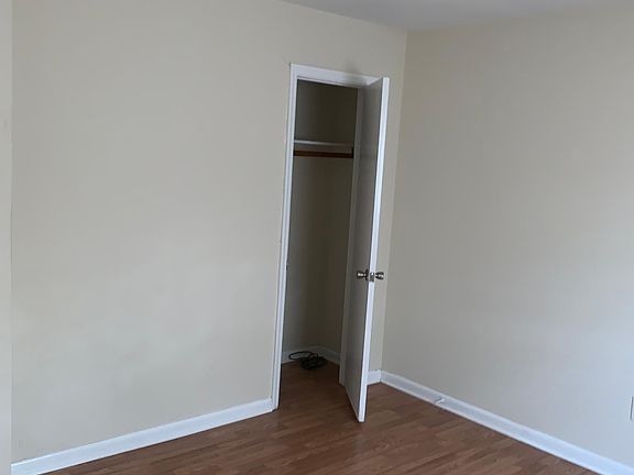 4th image of 16339 Church St #7