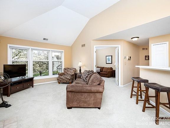 5th image of 1632 Coburn Dr