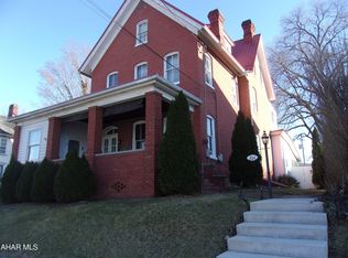 314 E Penn St, Bedford, PA 15522