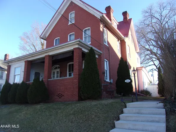 314 E Penn St, Bedford, PA 15522