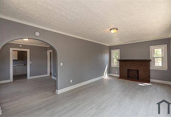4th image of 1412 West Ave #3