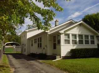 2401 Crest Ave, Jackson, MI 49203