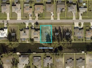 910 SW 23rd St, Cape Coral, FL 33991