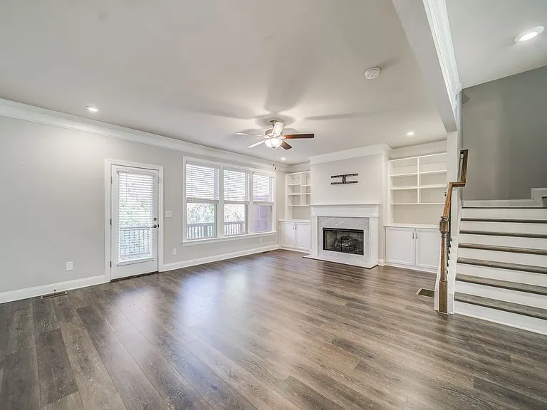 1363 Harris Way S — Photo 28