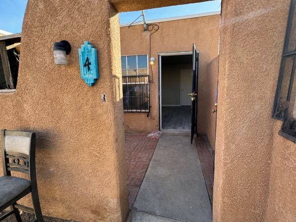 912 San Pedro Dr SE APT 4