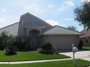 6868 Sun River Rd, Boynton Beach, FL 33437