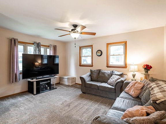 4th image of 110 S Highland AVENUE