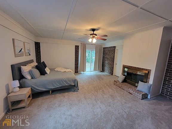 4th image of 125 Laurien St