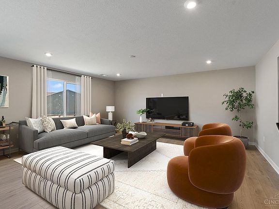 3rd image of 4046 Silverstone Ln