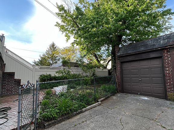 2nd image of 28-39 202nd St