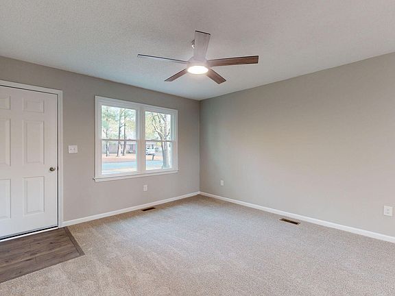 4th image of 394 Jeanette Street
