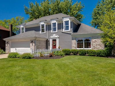 316 W Golf Ct, Libertyville, IL, 60048