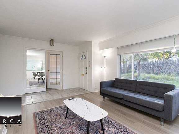 3rd image of 1828 Belle Isle Pl