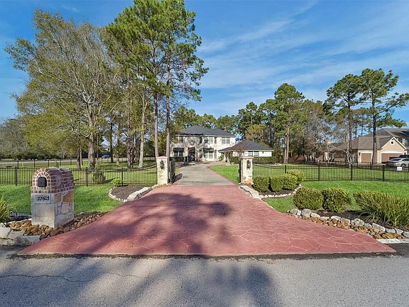 3rd image of 27603 Siandra Creek Lane